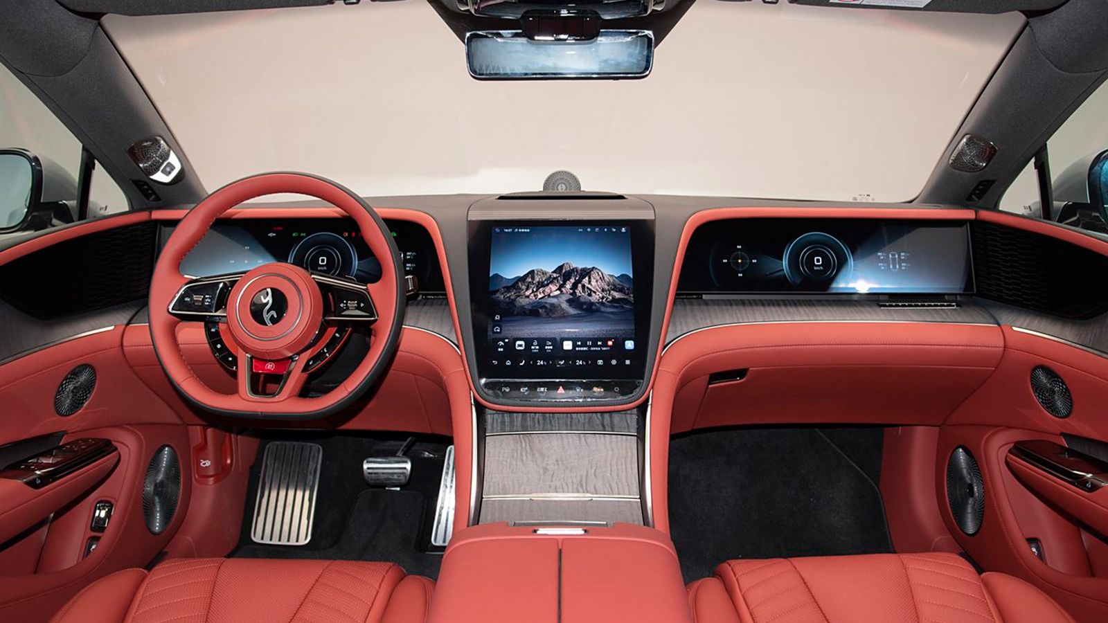 Η BYD ετοίμασε αθόρυβο boxer κινητήρα για range extender!